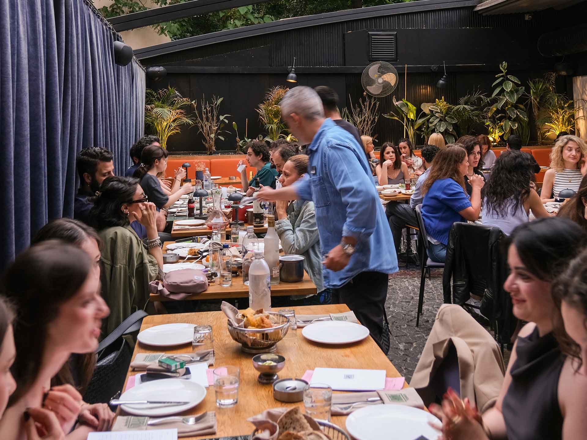 Ahali Teşvikiye Restoranı ()