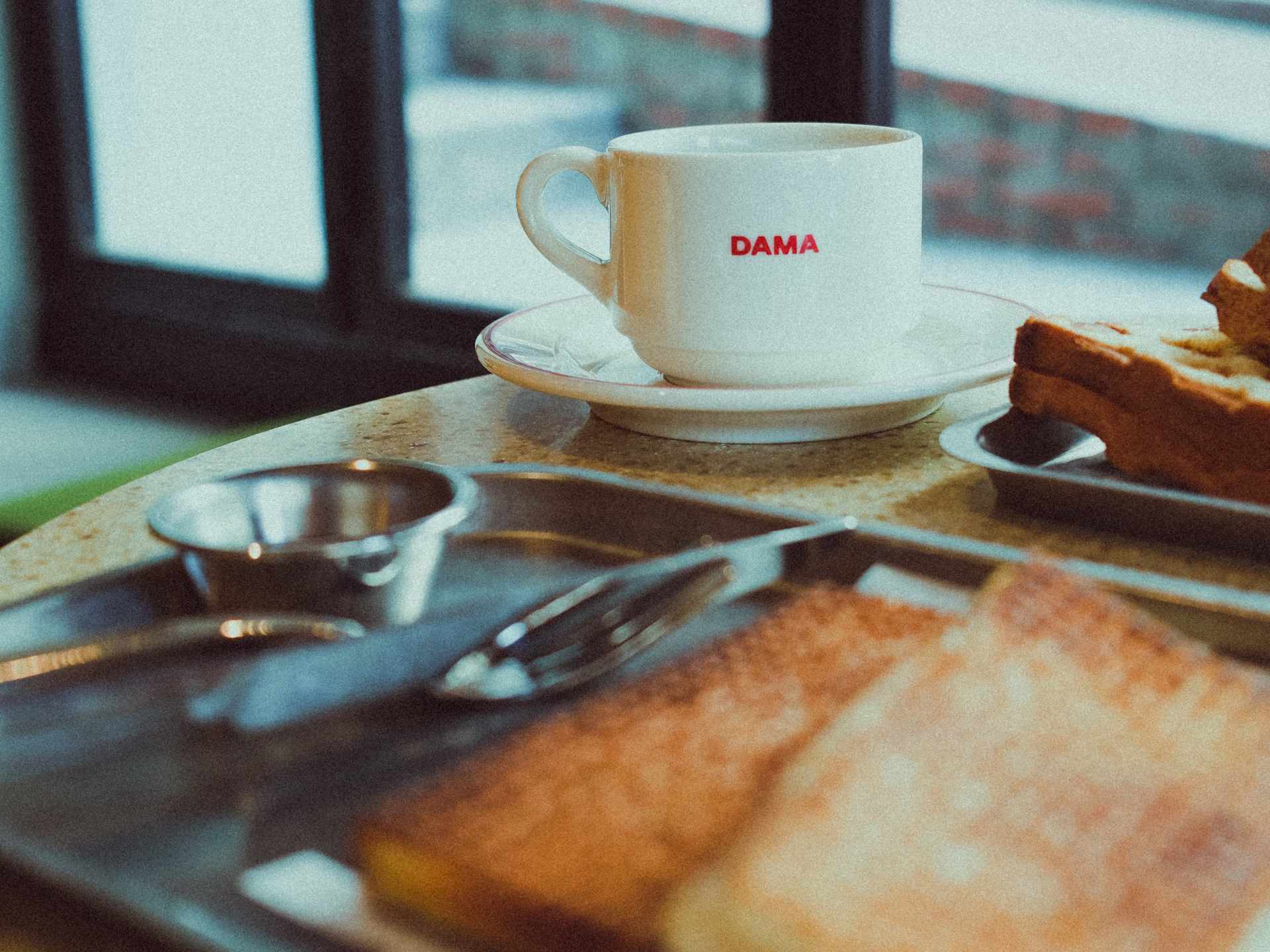 DAMA KAFE